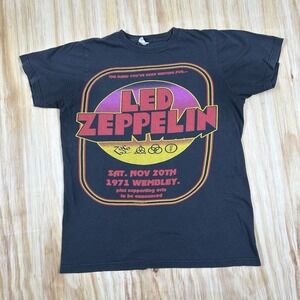 Led Zeppelin World Tour 1971 Graphic T-shirt Women Small Black Music